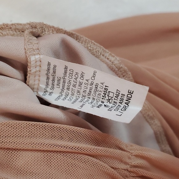 NWOT Fashion Nova Ruched Waist Surplice Top - Picture 9 of 9